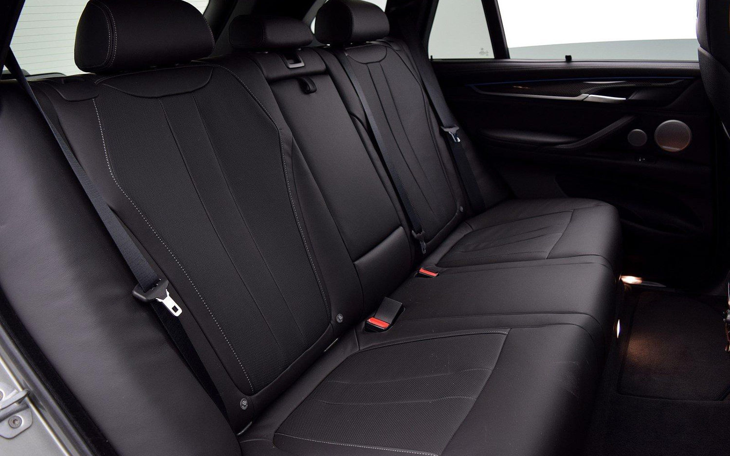 BMW X5 M 2017 SUV Drive